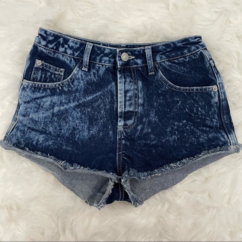 Topshop High Waisted Moto Jean Shorts Acid Wash, Raw Hem Size 6